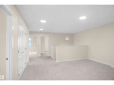 22915 95 AV NW photo 24