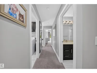 10510 153 ST NW photo 38
