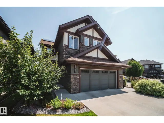 3632 KESWICK BV SW, Edmonton