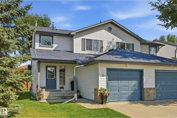 #1 3 GROVE MEADOW DR photo 2