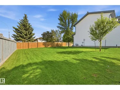 #1 3 GROVE MEADOW DR photo 31