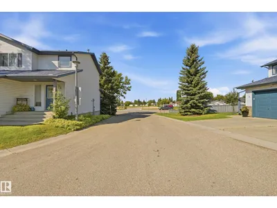 #1 3 GROVE MEADOW DR photo 32