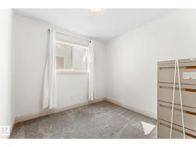 3527 11 ST NW photo 21