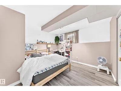 9031 150 ST NW photo 30