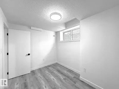 1314 35 ST NW photo 57