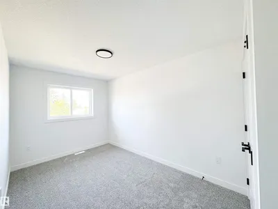 1314 35 ST NW photo 37