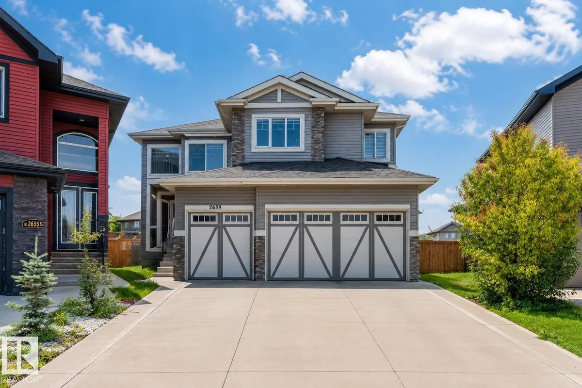2639 17 AV NW exterior