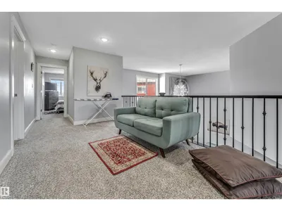 2639 17 AV NW photo 23