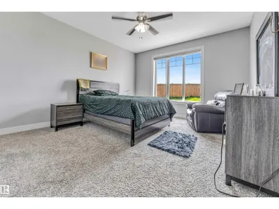 2639 17 AV NW photo 24