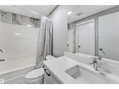 2639 17 AV NW photo 58