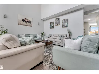 2639 17 AV NW photo 6