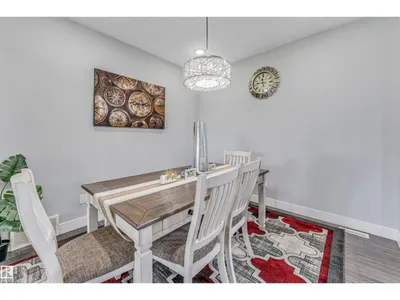2639 17 AV NW photo 9