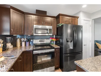 #2 5203 149 AV NW photo 10