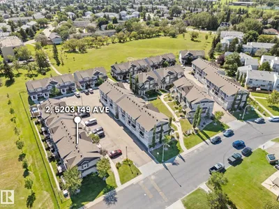 #2 5203 149 AV NW photo 36