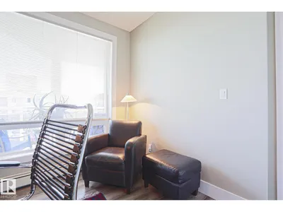 #1004 10504 99 AV NW photo 15