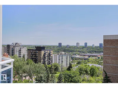 #1004 10504 99 AV NW photo 29