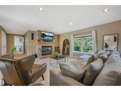 110 WEAVER DR NW photo 40