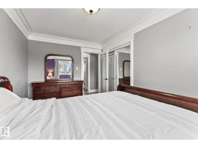 #405 10745 83 AV NW photo 23