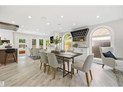 439 ROONEY CR NW photo 8