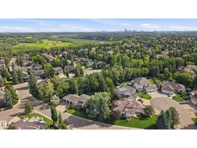 439 ROONEY CR NW photo 71