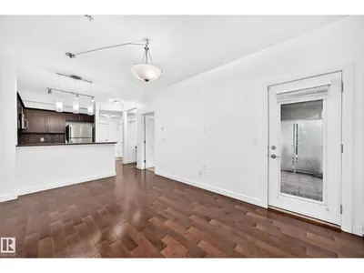 #102 2584 Anderson Way SW photo 13