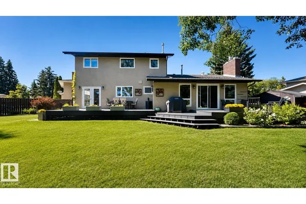 211 Graham PL photo 2