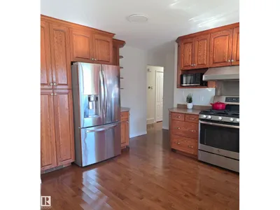 18 ROSEWOOD PL photo 7