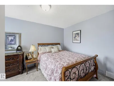 3231 28A AV NW photo 18