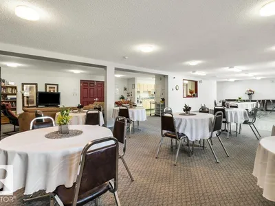 #307 9760 176 ST NW NW photo 34