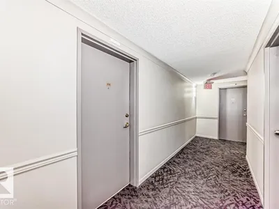 #104 11455 41 AV NW photo 27