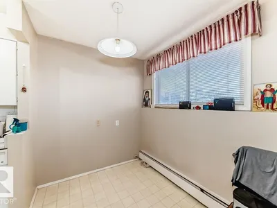 #104 11455 41 AV NW photo 4
