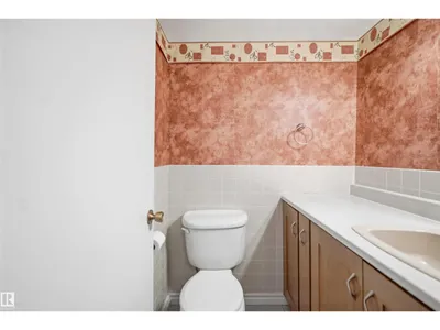 #1115 13910 Stony Plain RD NW photo 19