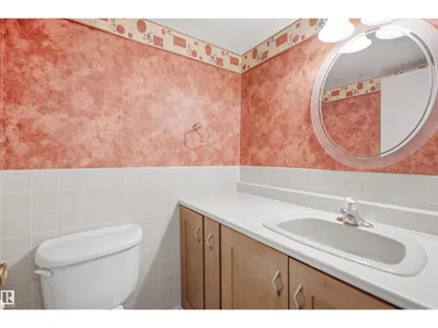 #1115 13910 Stony Plain RD NW photo 18