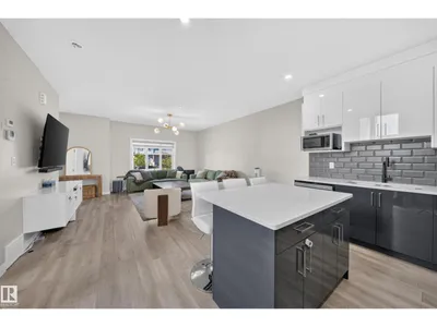 4301 38 st photo 36