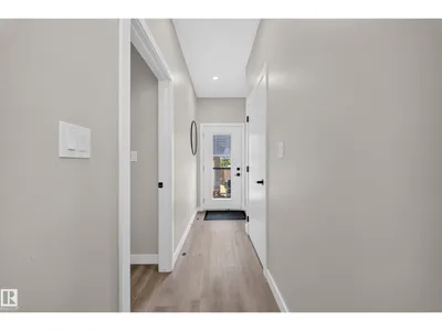 4301 38 st photo 39