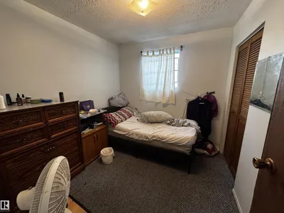 10013 153 ST NW photo 58