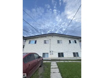10013 153 ST NW photo 12