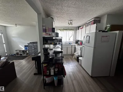 10013 153 ST NW photo 39