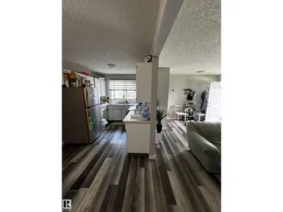 10013 153 ST NW photo 25