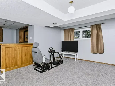 3633 44 AV NW photo 22