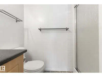 #112 70 WOODSMERE CL photo 22