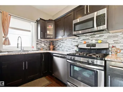 10833 63 AV NW photo 10