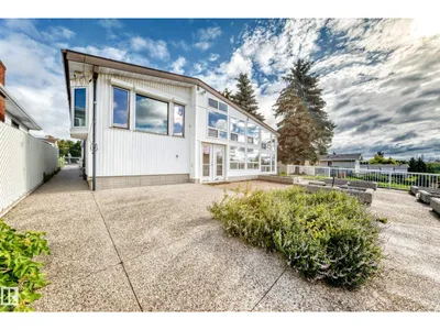 3311 104 AV NW photo 52