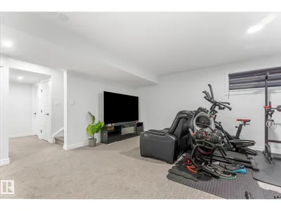 121 GLENRIDDING RAVINE RD SW photo 40