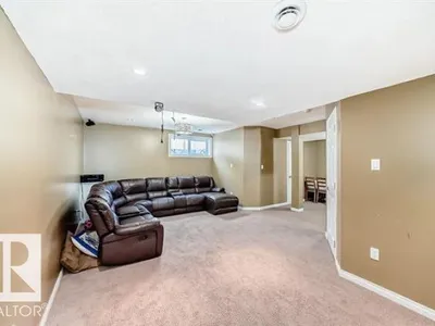 625 56 ST SW photo 28