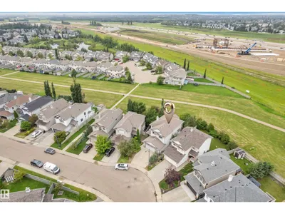 1226 MCALLISTER WY SW photo 4