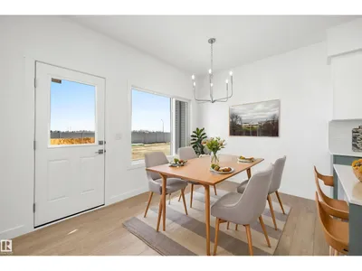 19123 20 AV NW photo 19