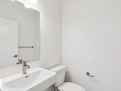19123 20 AV NW photo 21