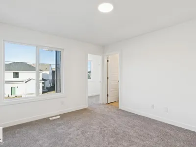 19123 20 AV NW photo 29