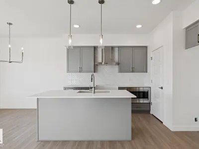 19123 20 AV NW photo 7